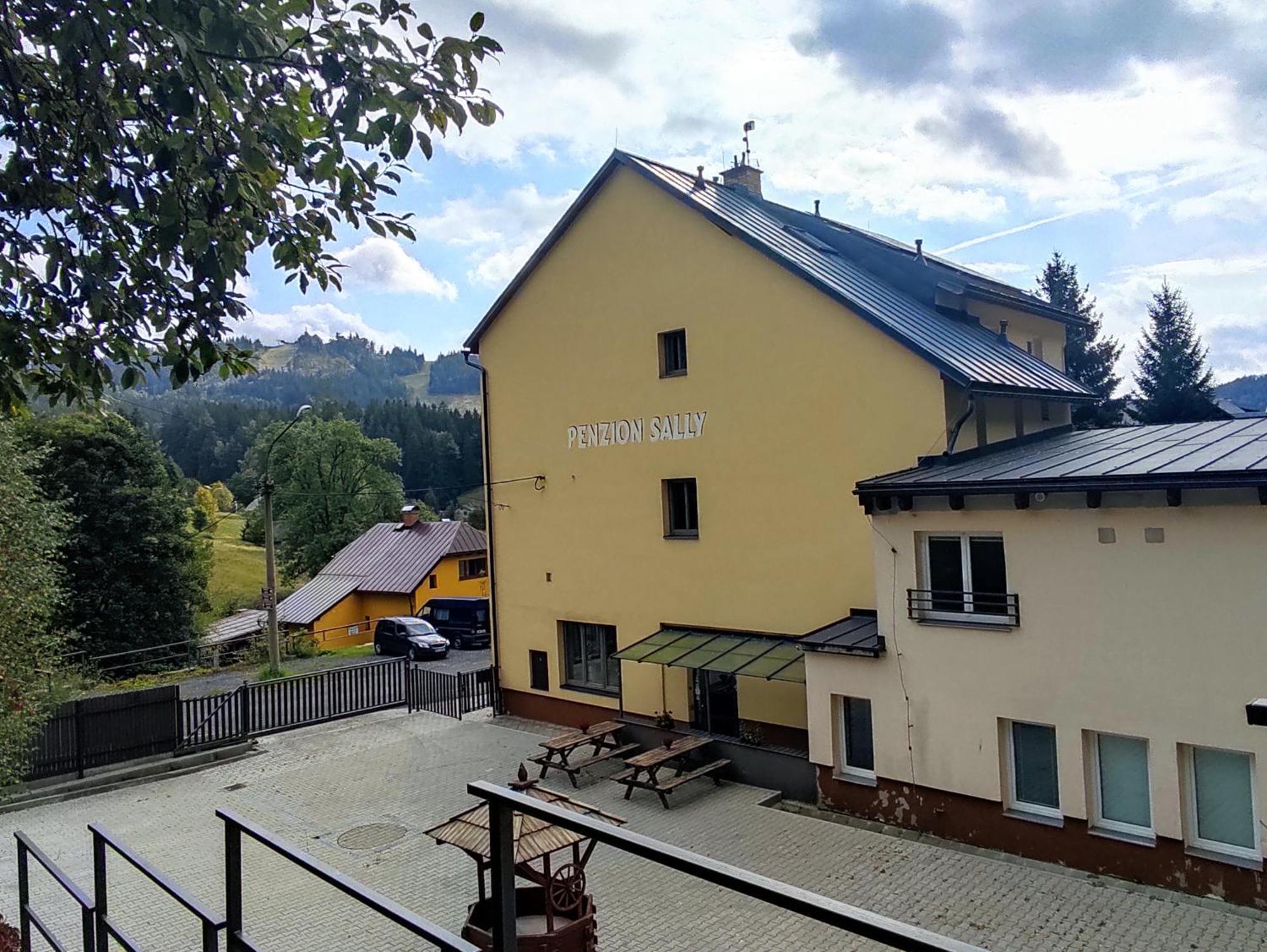 Penzion Sally Albrechtice v Jizerskych horach Bagian luar foto